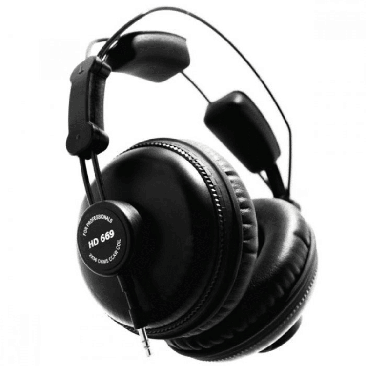 אוזניות אולפניות סגורות Superlux HD669